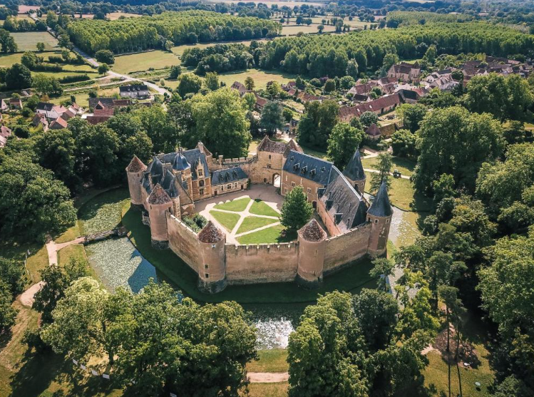 Château d'Ainay-le-Vieil, France